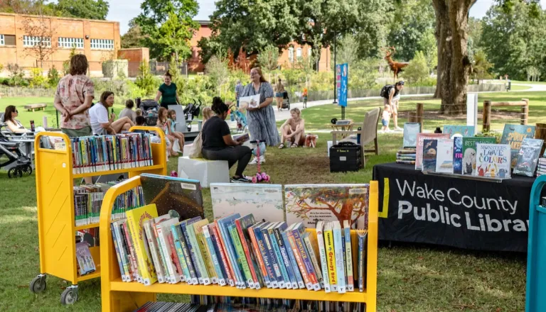 Public Library Pop Up at Gipson Play Plaza