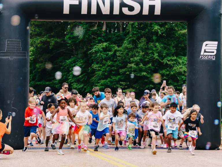 2025 Run for Love 5k Kids Dash starting line